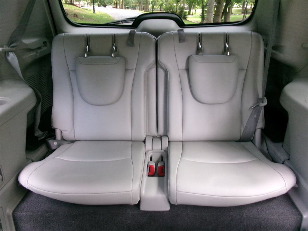 Used 2012 Toyota Highlander Limited w/ Tow Pkg FWD image 35