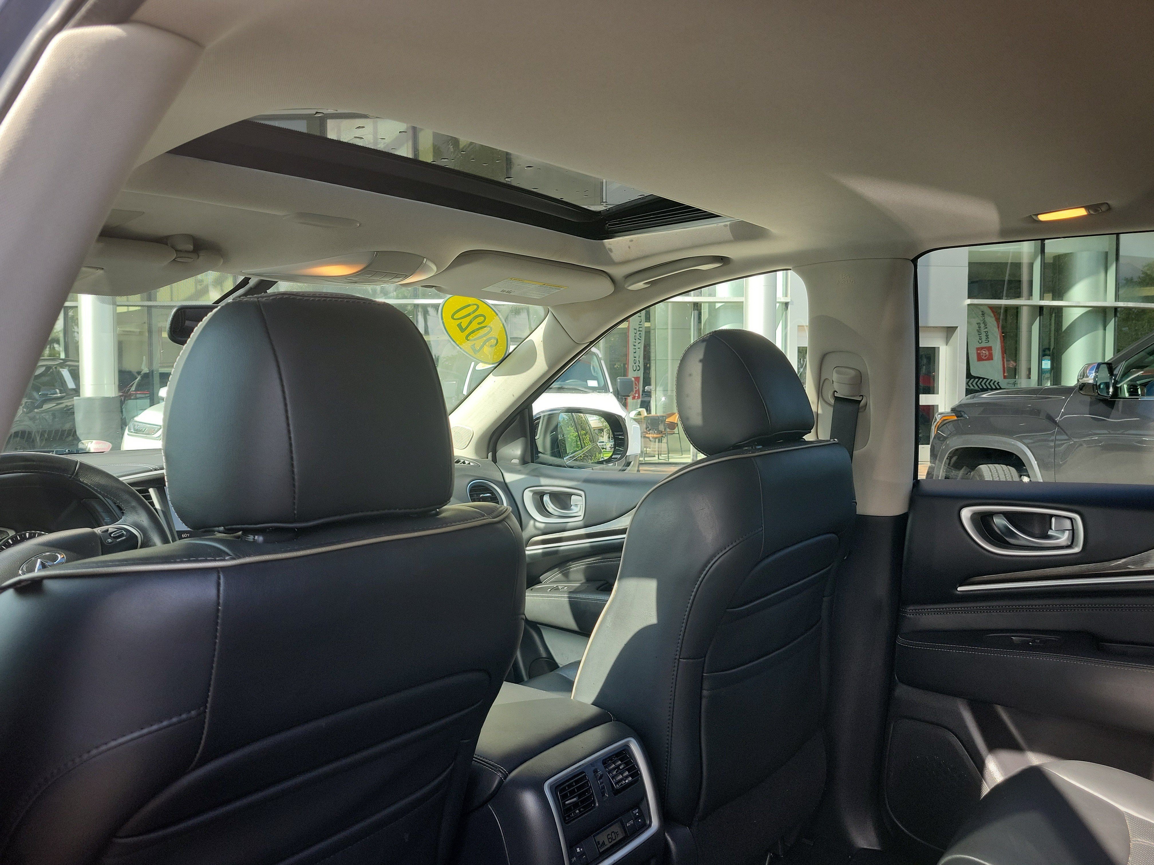 Used 2020 INFINITI QX60 Luxe w/ Essential Package FWD image 17