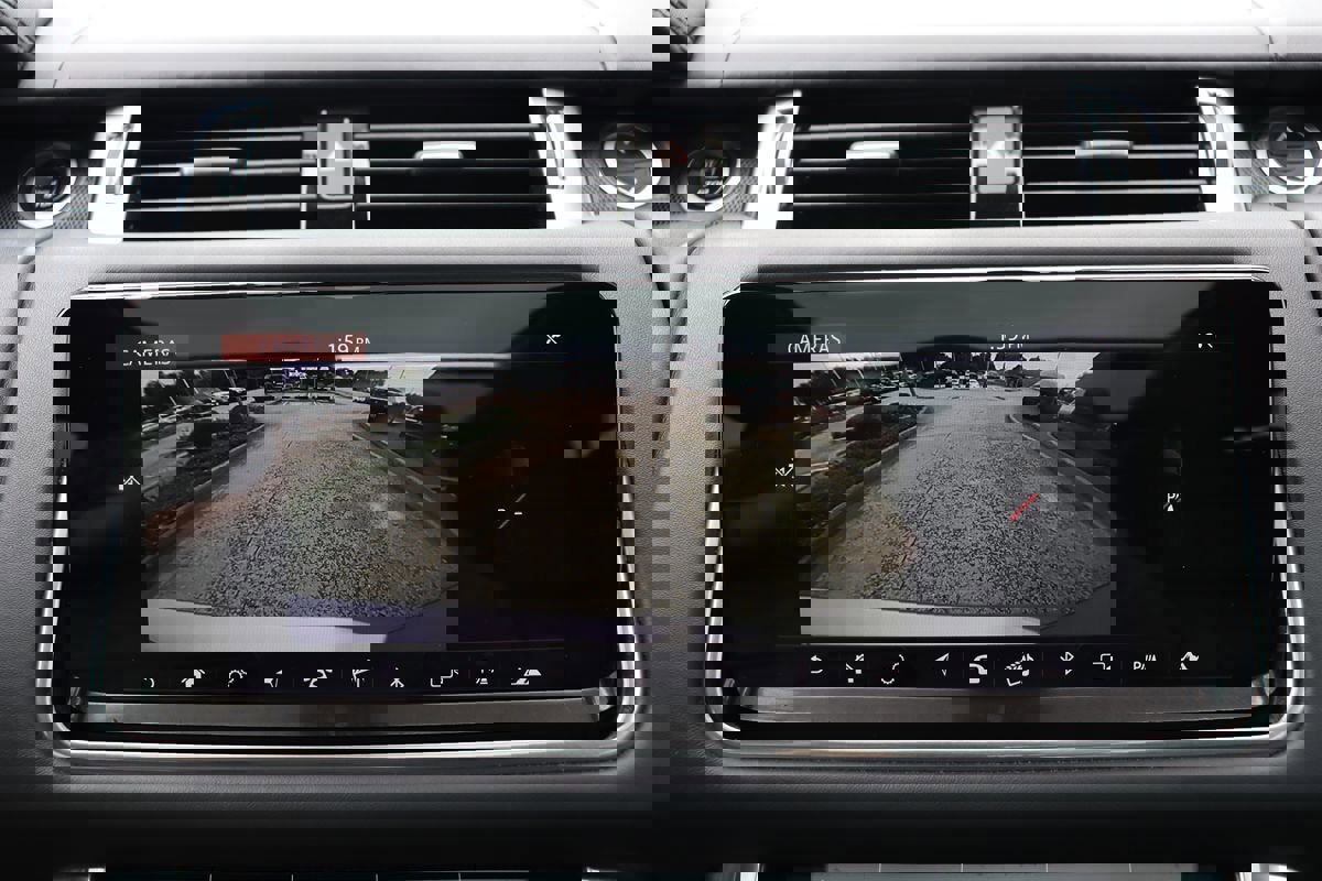 Used 2018 Land Rover Range Rover Sport HSE Dynamic image 22