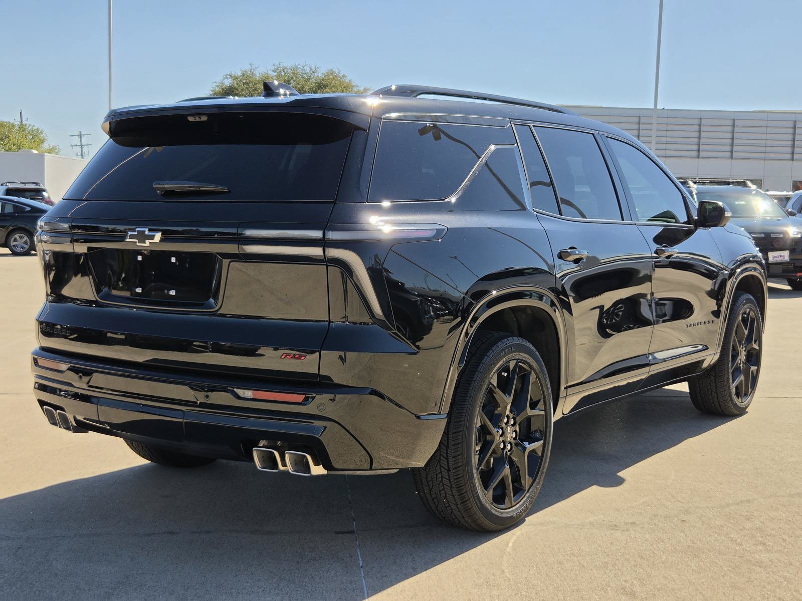 Used 2026 Chevrolet Traverse RS FWD image 5
