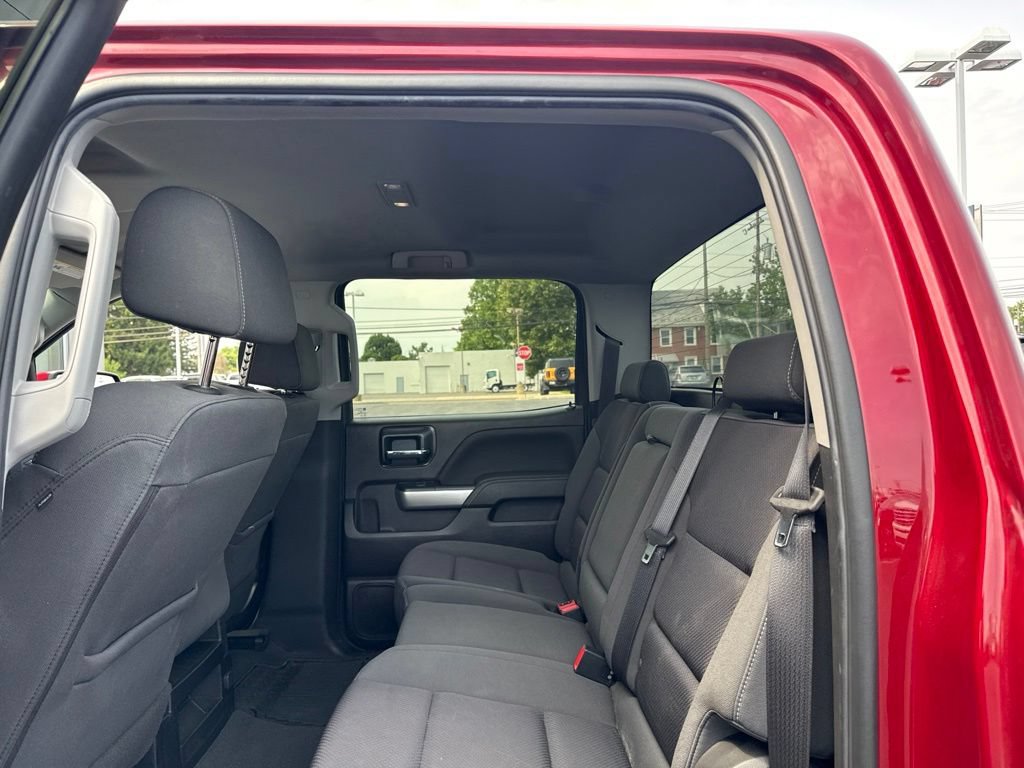 Used 2018 Chevrolet Silverado 1500 LT w/ All Star Edition AWD/4WD image 6