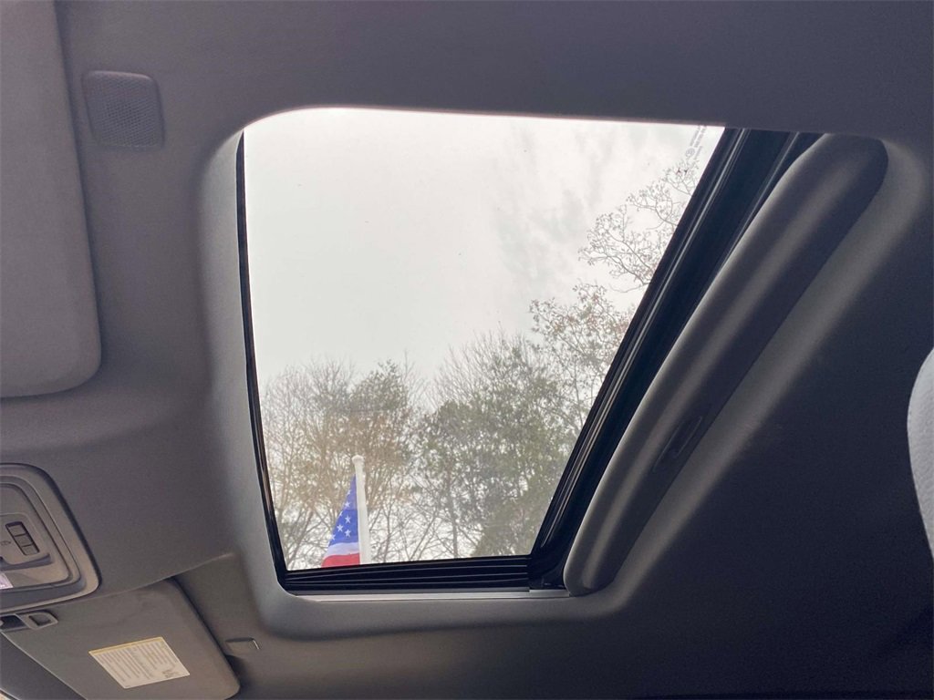 Used 2021 GMC Sierra 1500 Denali w/ Denali Ultimate Package image 18