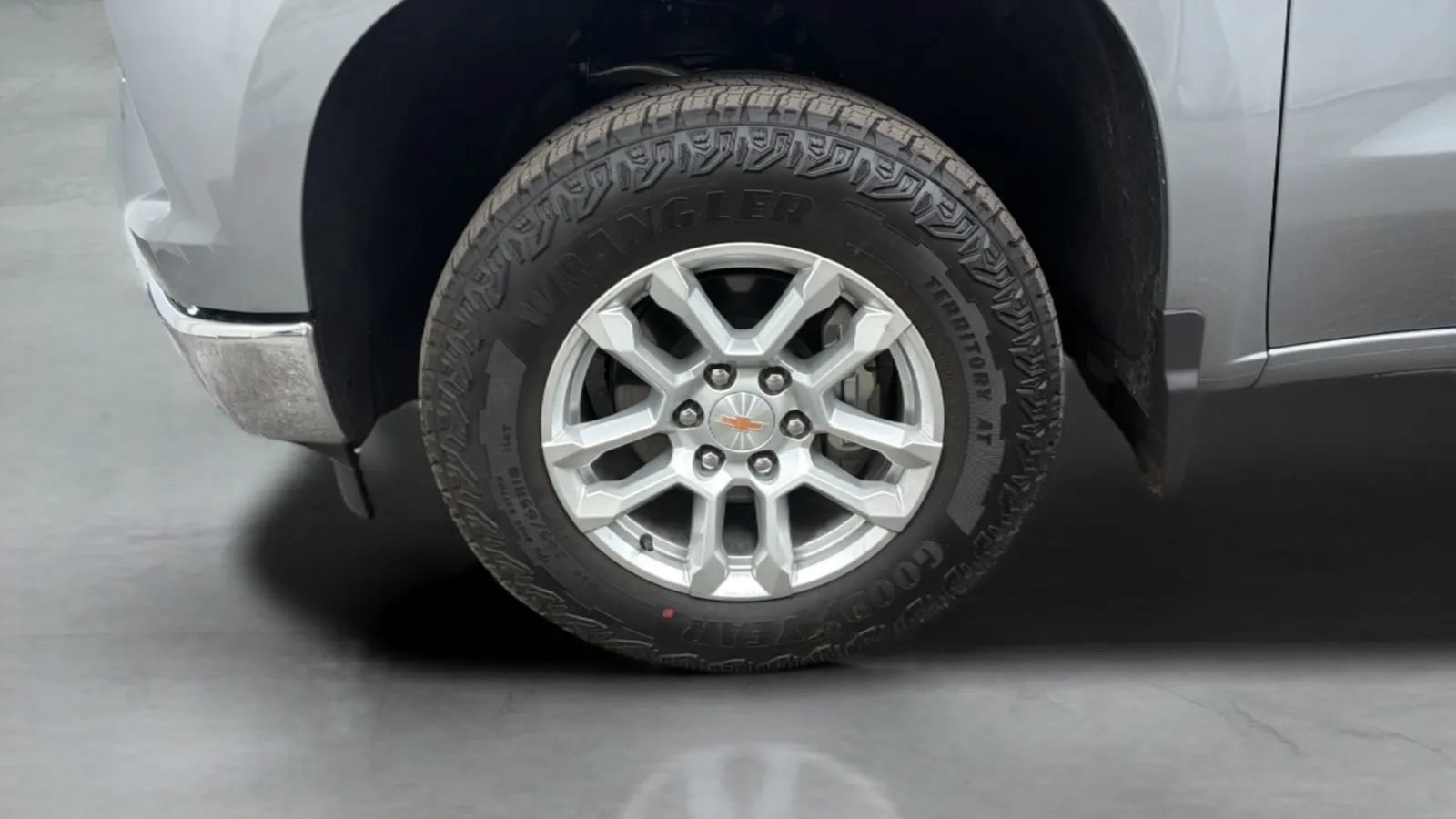 Used 2026 Chevrolet Silverado 1500 LT AWD/4WD image 29