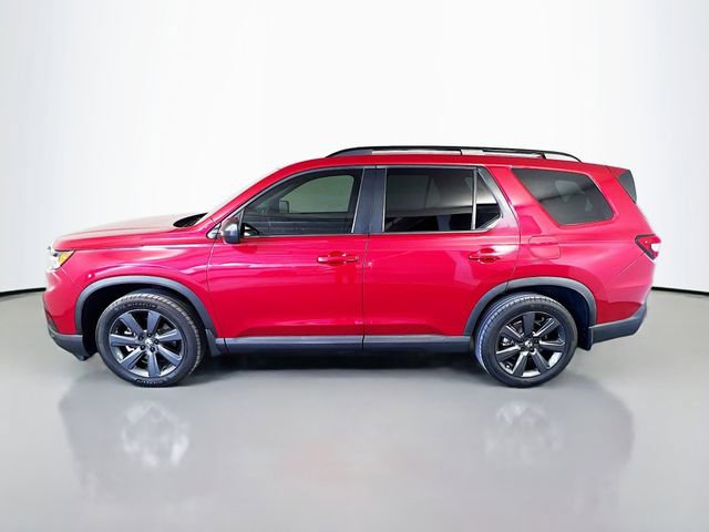 Used 2023 Honda Pilot Sport image 5