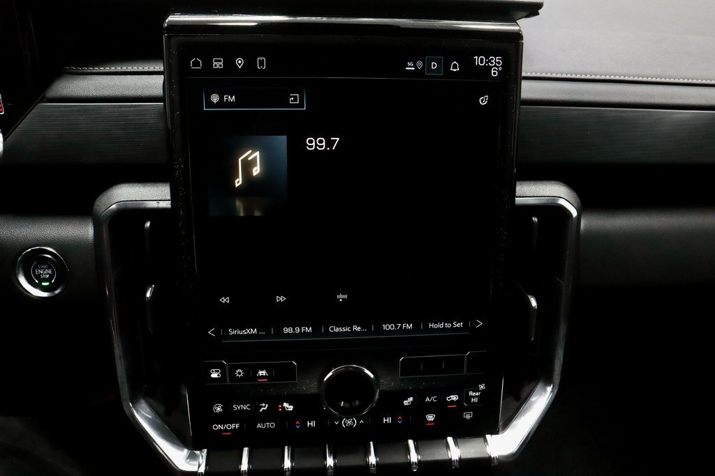 Used 2025 GMC Acadia Elevation image 32