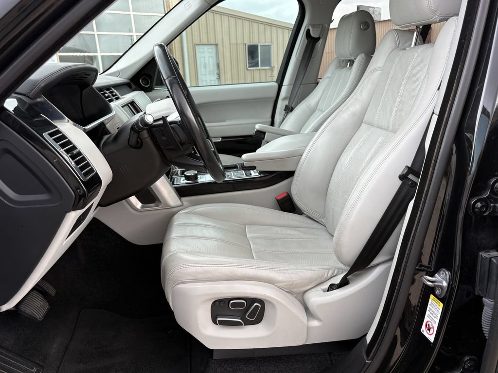 Used 2015 Land Rover Range Rover HSE AWD/4WD image 12