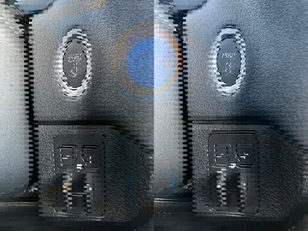 Used 2024 Toyota Sequoia Limited image 19