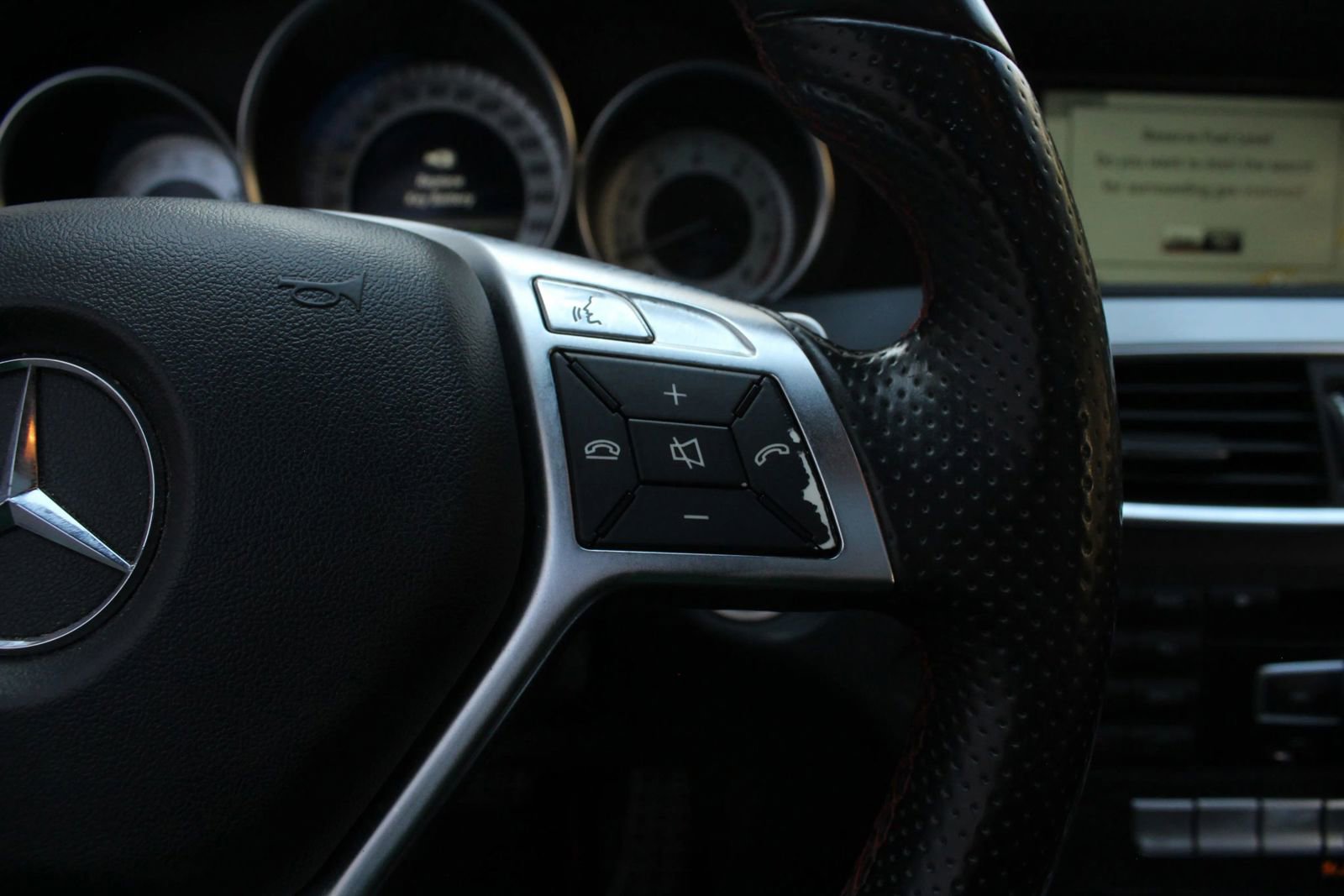 Used 2014 Mercedes-Benz C 350 4MATIC Coupe image 23