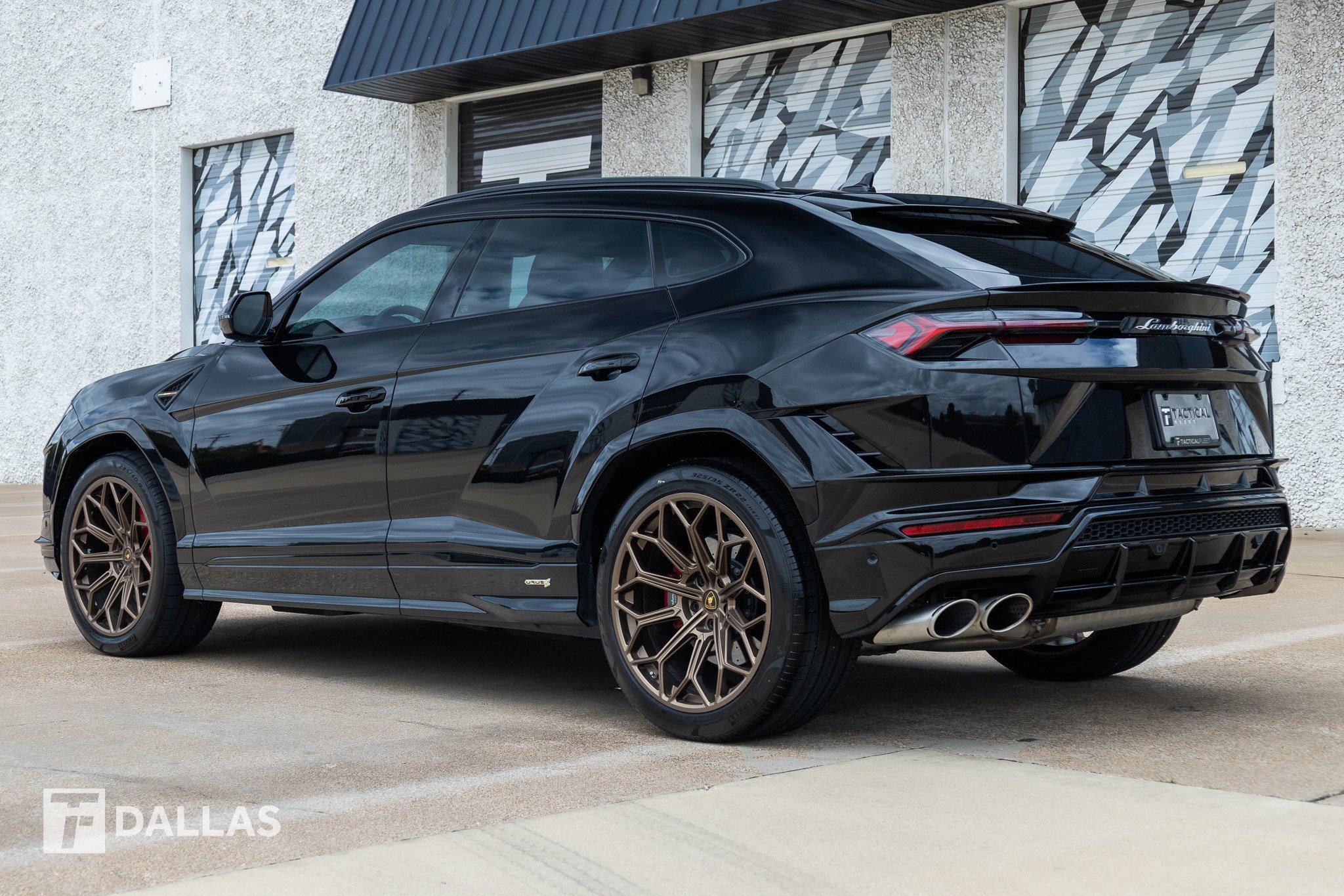 Used 2024 Lamborghini Urus S AWD/4WD image 10