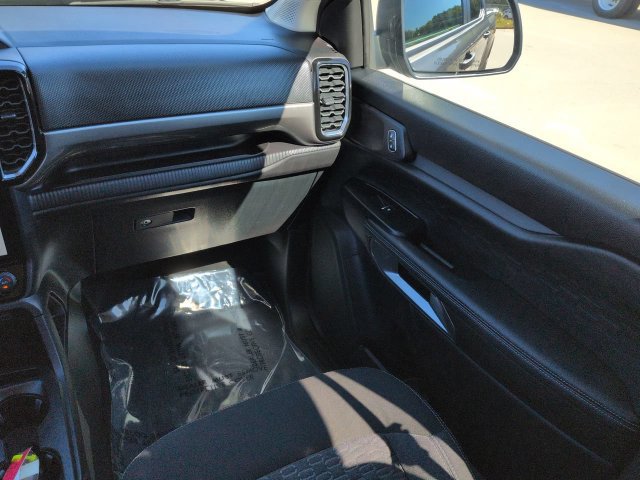 Used 2025 Ford Ranger XLT w/ Equipment Group 301A High RWD image 21