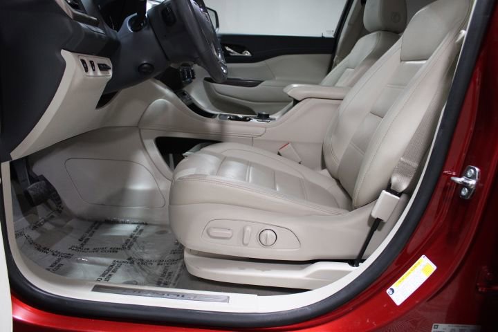 Used 2021 GMC Acadia Denali w/ Denali Technology Package AWD/4WD image 20