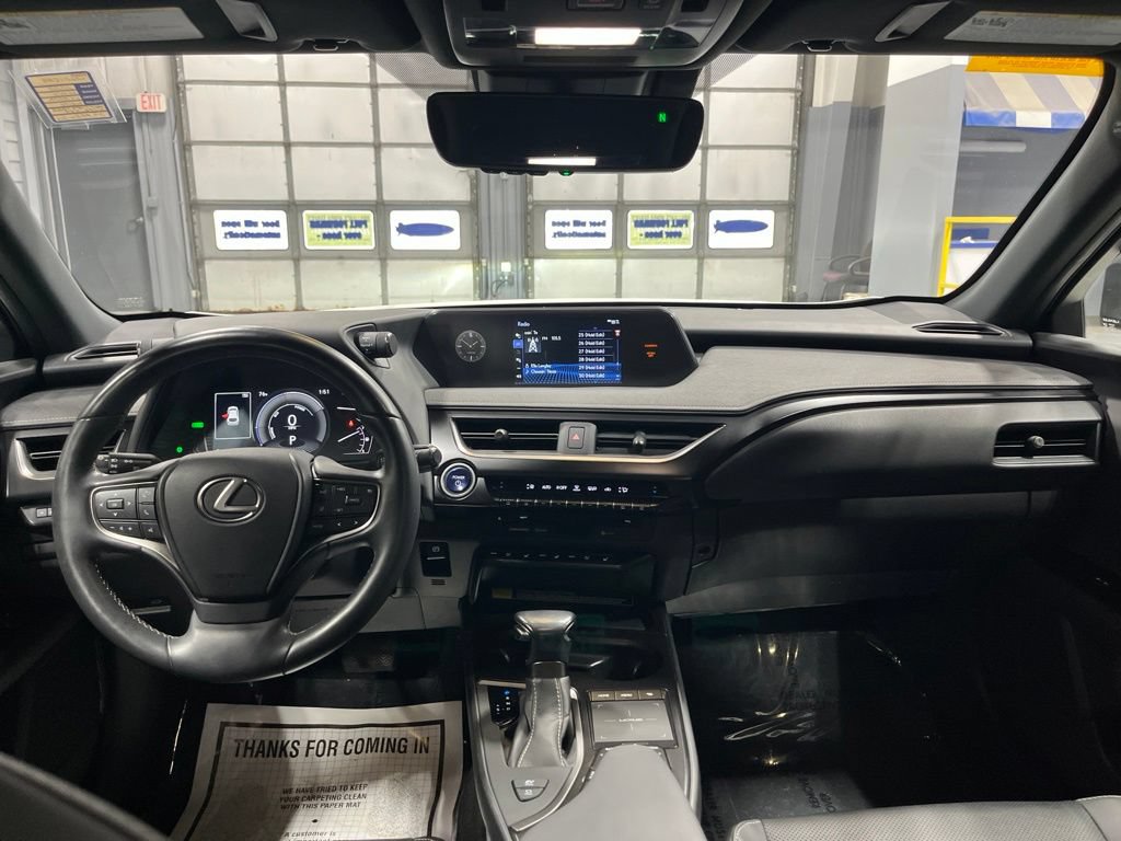 Used 2022 Lexus UX 250h w/ Premium Package AWD/4WD image 34