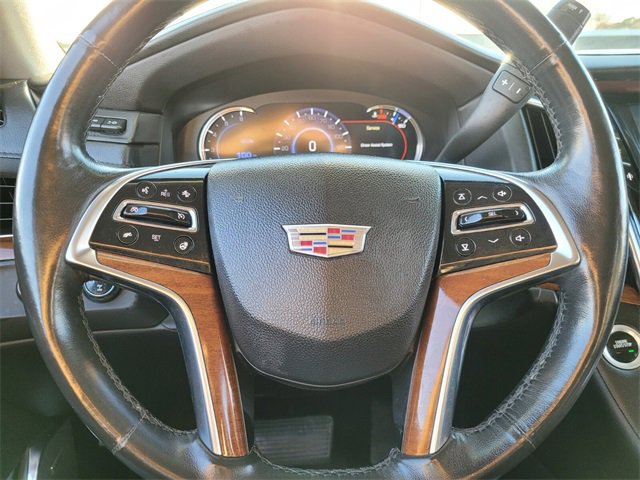 Used 2016 Cadillac Escalade ESV Luxury image 37