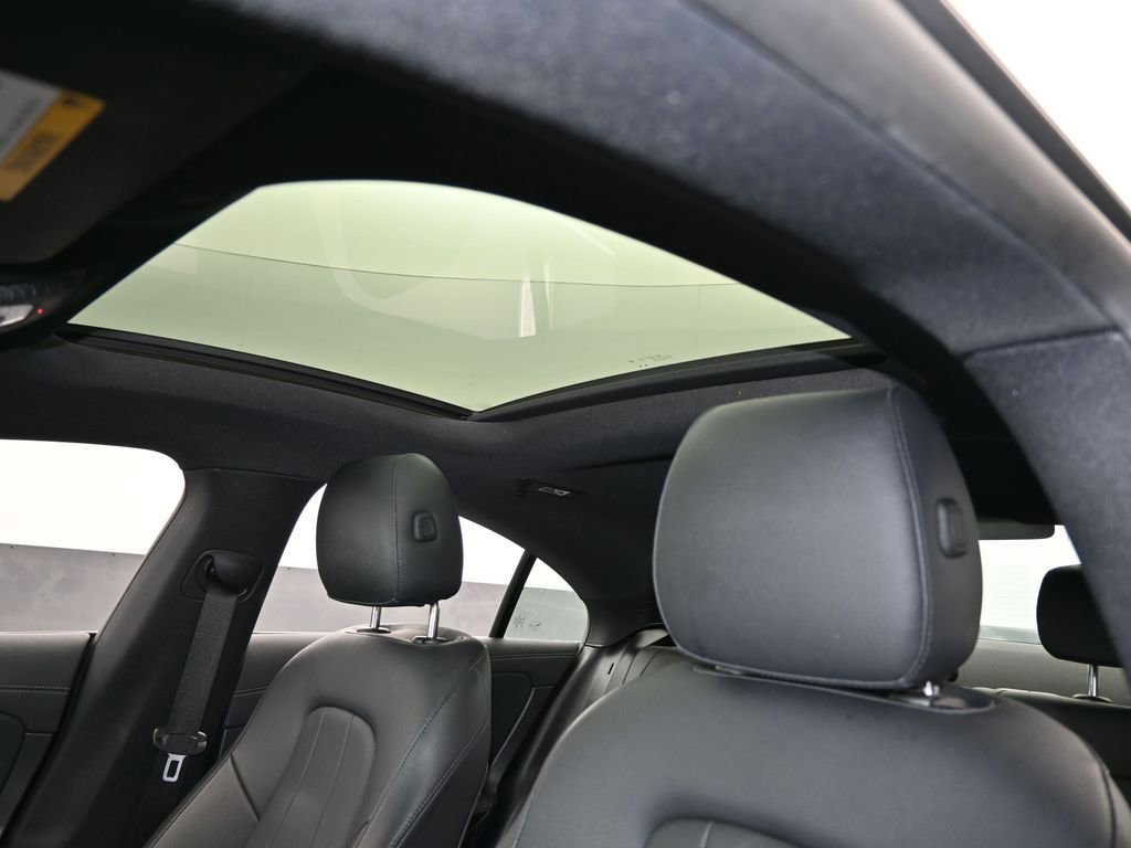 Used 2025 Mercedes-Benz CLA 250 image 12