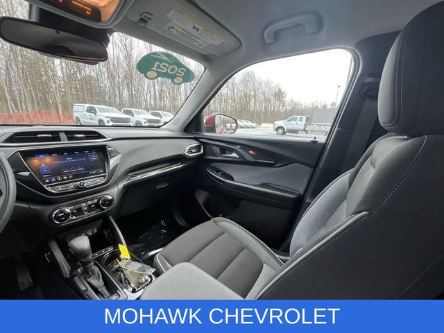 Certified 2021 Chevrolet TrailBlazer LT w/ Convenience Package FWD image 10