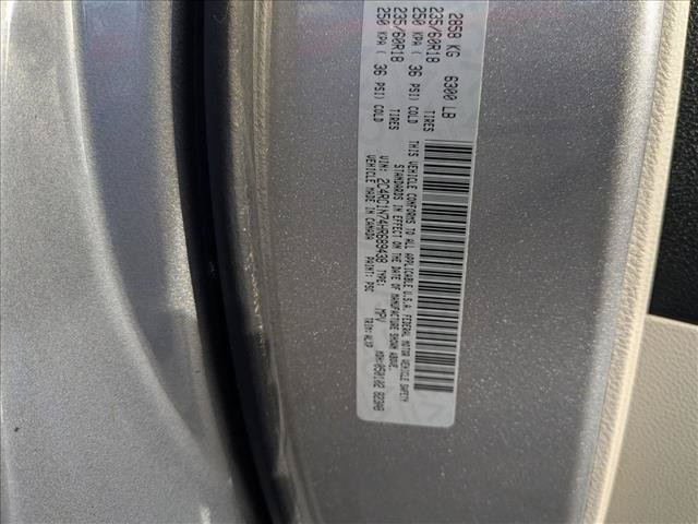 Used 2017 Chrysler Pacifica Platinum FWD image 30