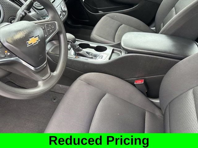 Used 2024 Chevrolet Malibu LS w/ Driver Confidence Package FWD image 11