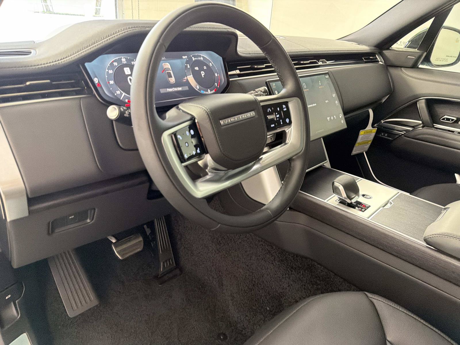 New 2026 Land Rover Range Rover SE AWD/4WD image 22