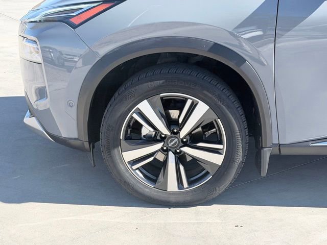 Certified 2023 Nissan Rogue Platinum w/ Platinum Premium Package image 37