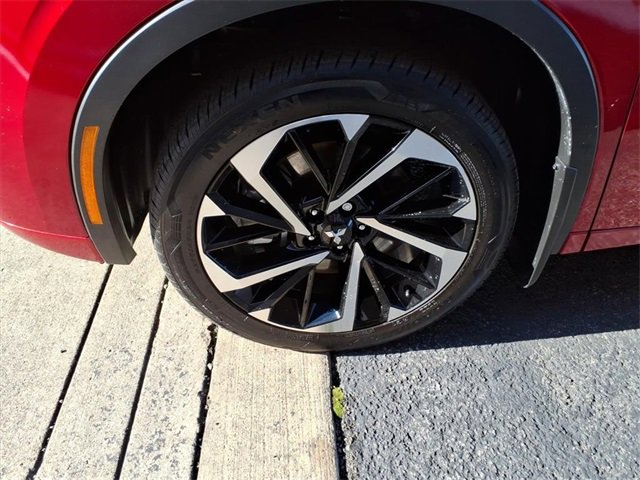 Used 2022 Mitsubishi Outlander SEL image 9