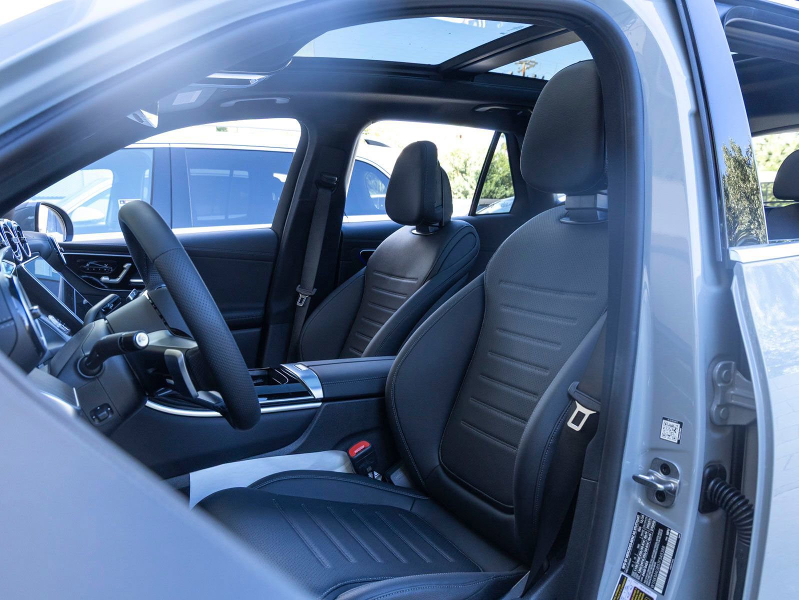 New 2026 Mercedes-Benz GLC 300 image 13