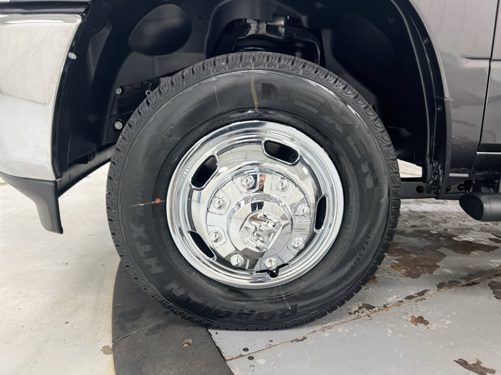 New 2027 RAM 3500 Tradesman AWD/4WD image 22