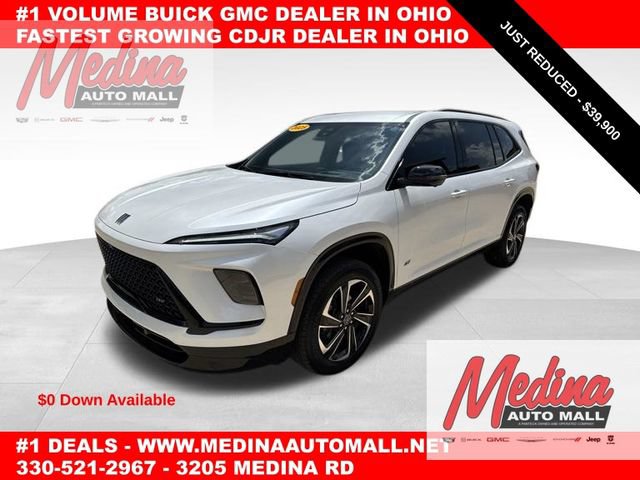 Used 2025 Buick Enclave Sport Touring w/ Power Package FWD image 1