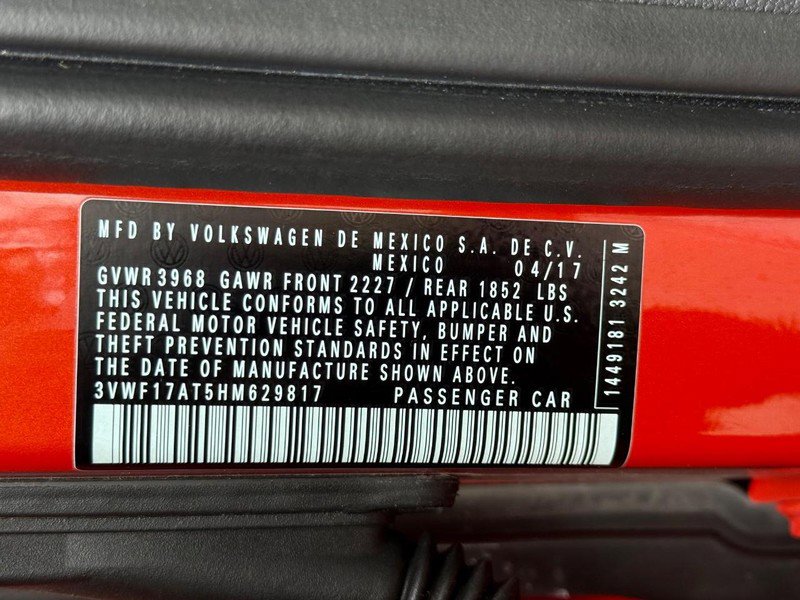 Used 2017 Volkswagen Beetle 1.8T FWD image 28