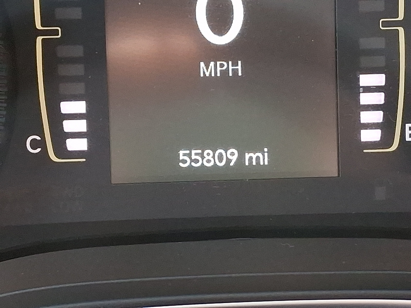 Used 2019 Jeep Cherokee Latitude Plus w/ Cold Weather Group AWD/4WD image 20