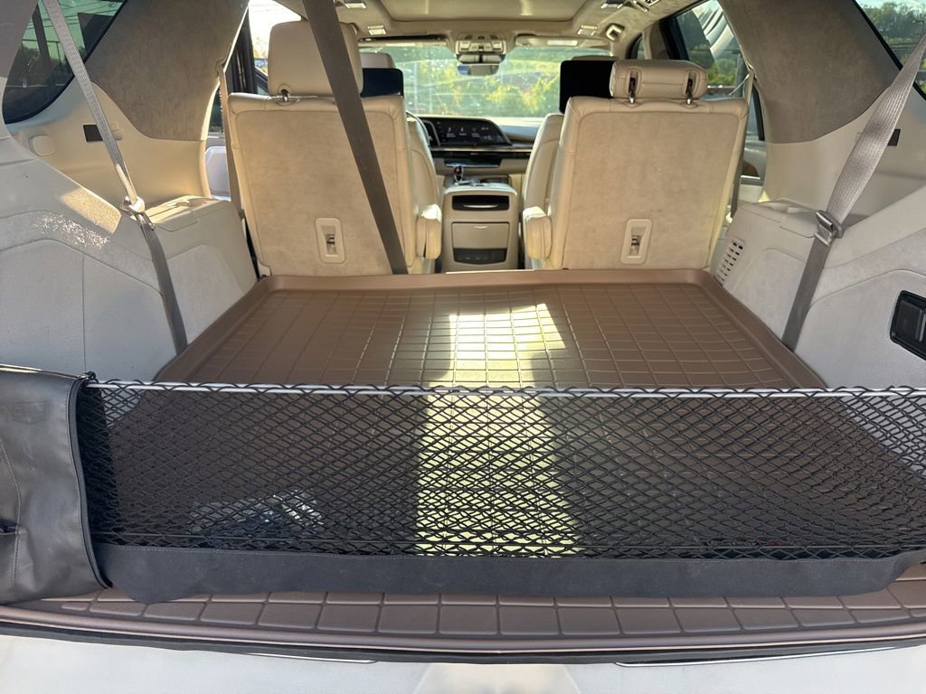 Used 2021 Cadillac Escalade Premium Luxury Platinum AWD/4WD image 18