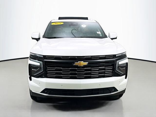 Used 2025 Chevrolet Tahoe High Country image 2