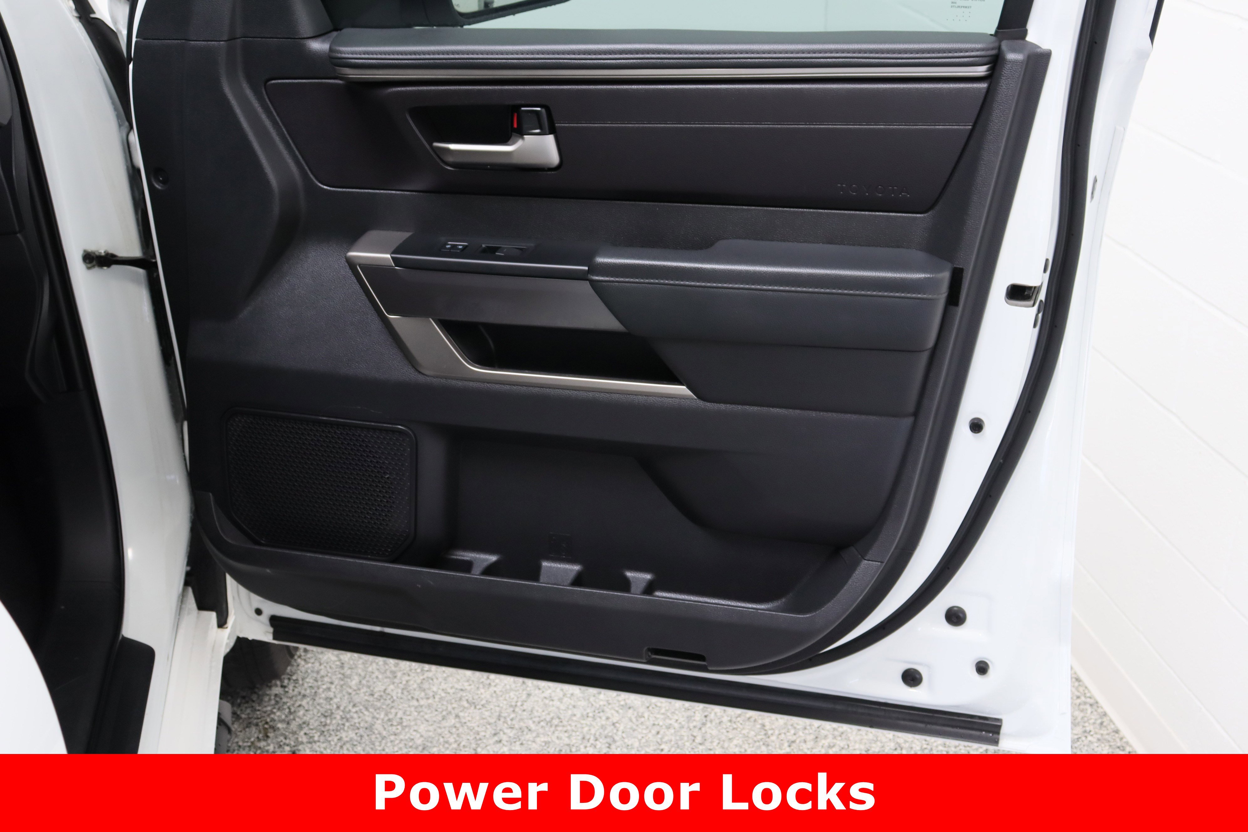Used 2024 Toyota Tundra SR5 w/ SR5 Premium Package image 36