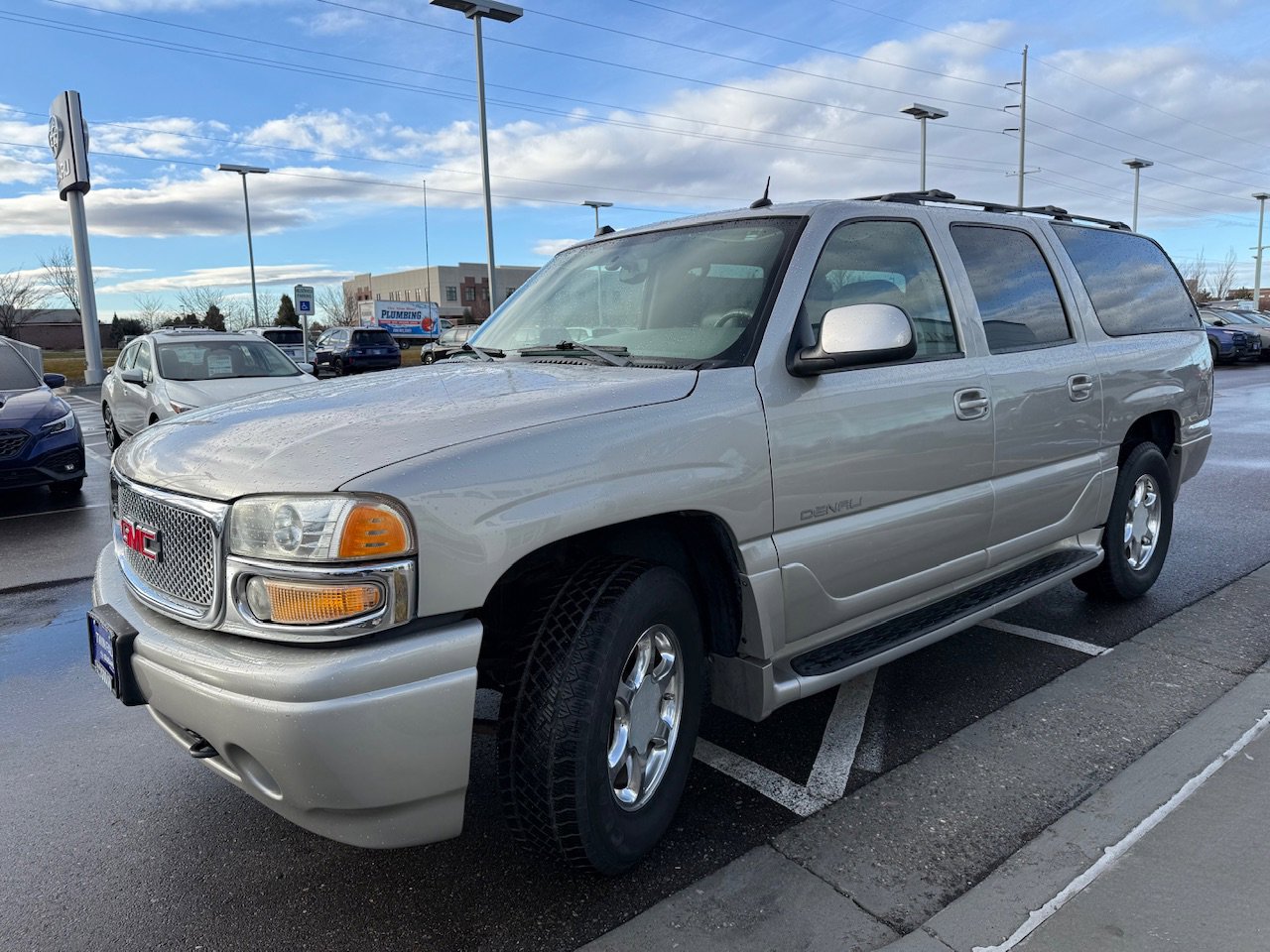 Used 2005 GMC Yukon XL Denali image 4