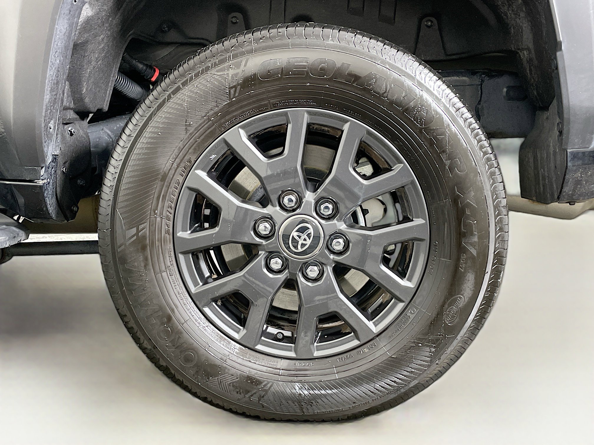 Used 2025 Toyota 4Runner SR5 image 11