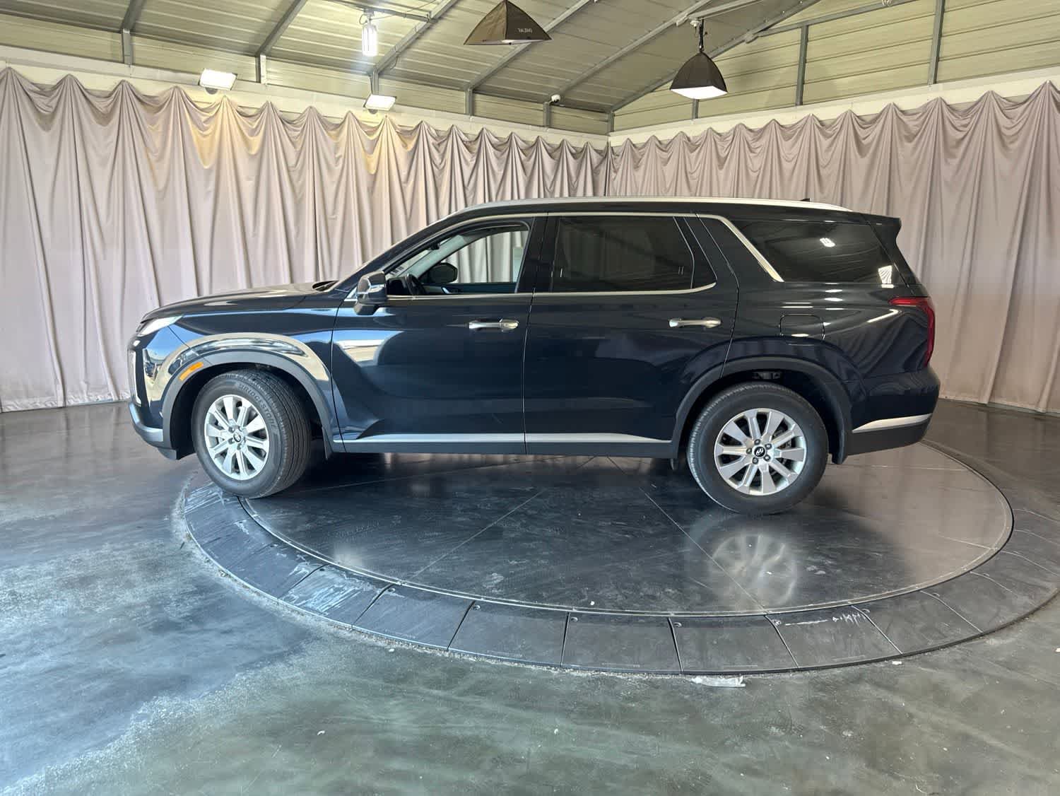 Used 2025 Hyundai Palisade SEL AWD/4WD image 8