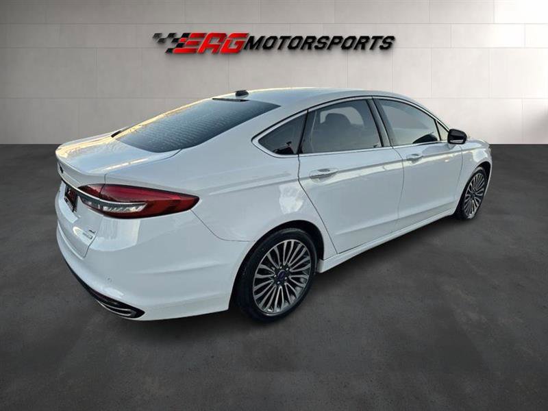 Used 2017 Ford Fusion SE w/ Fusion SE Technology Package image 7