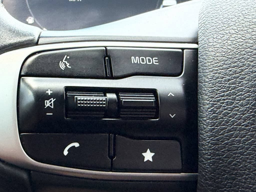 Certified 2024 Kia Sportage SX FWD image 29