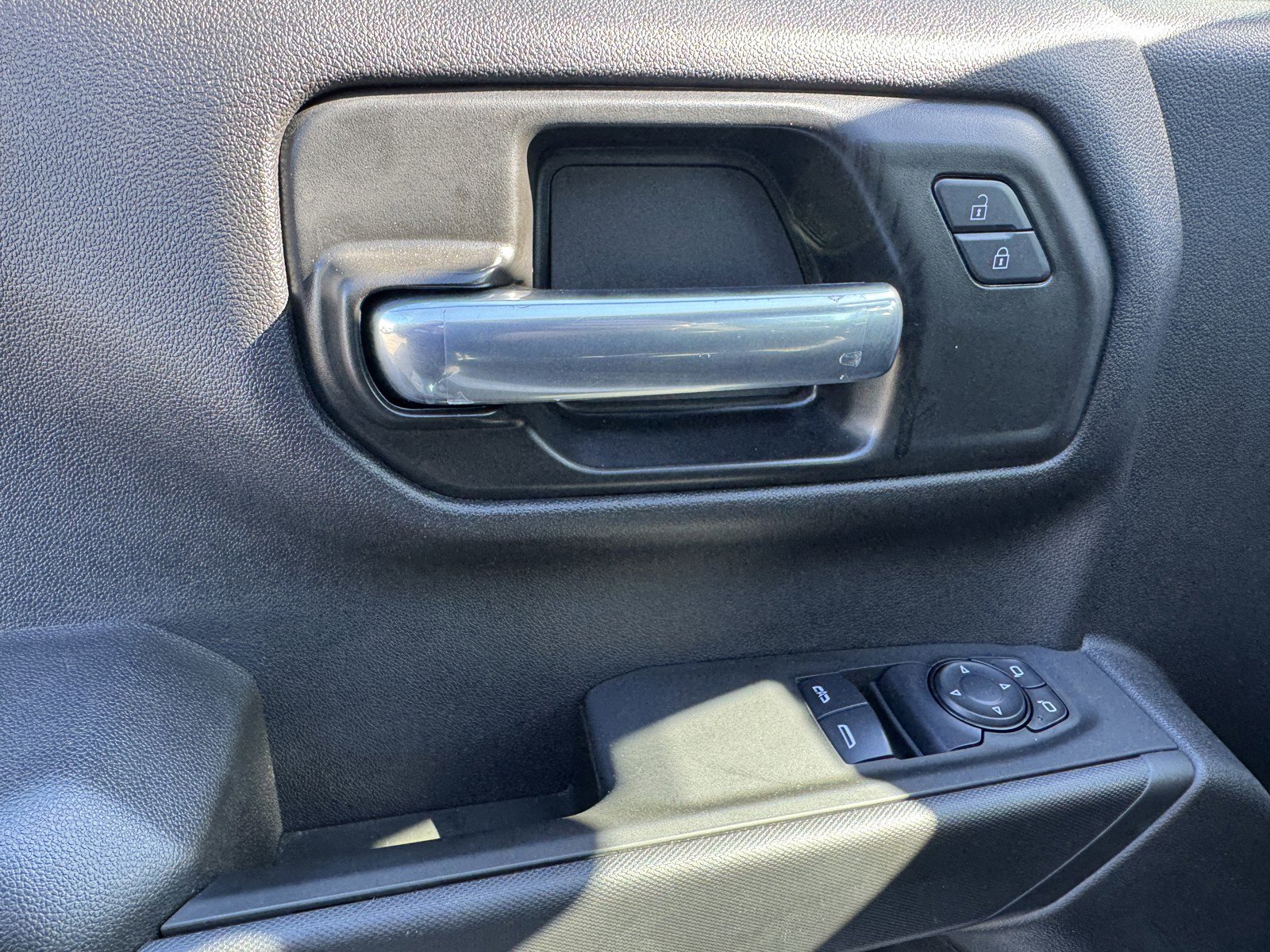 Used 2025 GMC Sierra 1500 Pro w/ Pro Value Package image 19