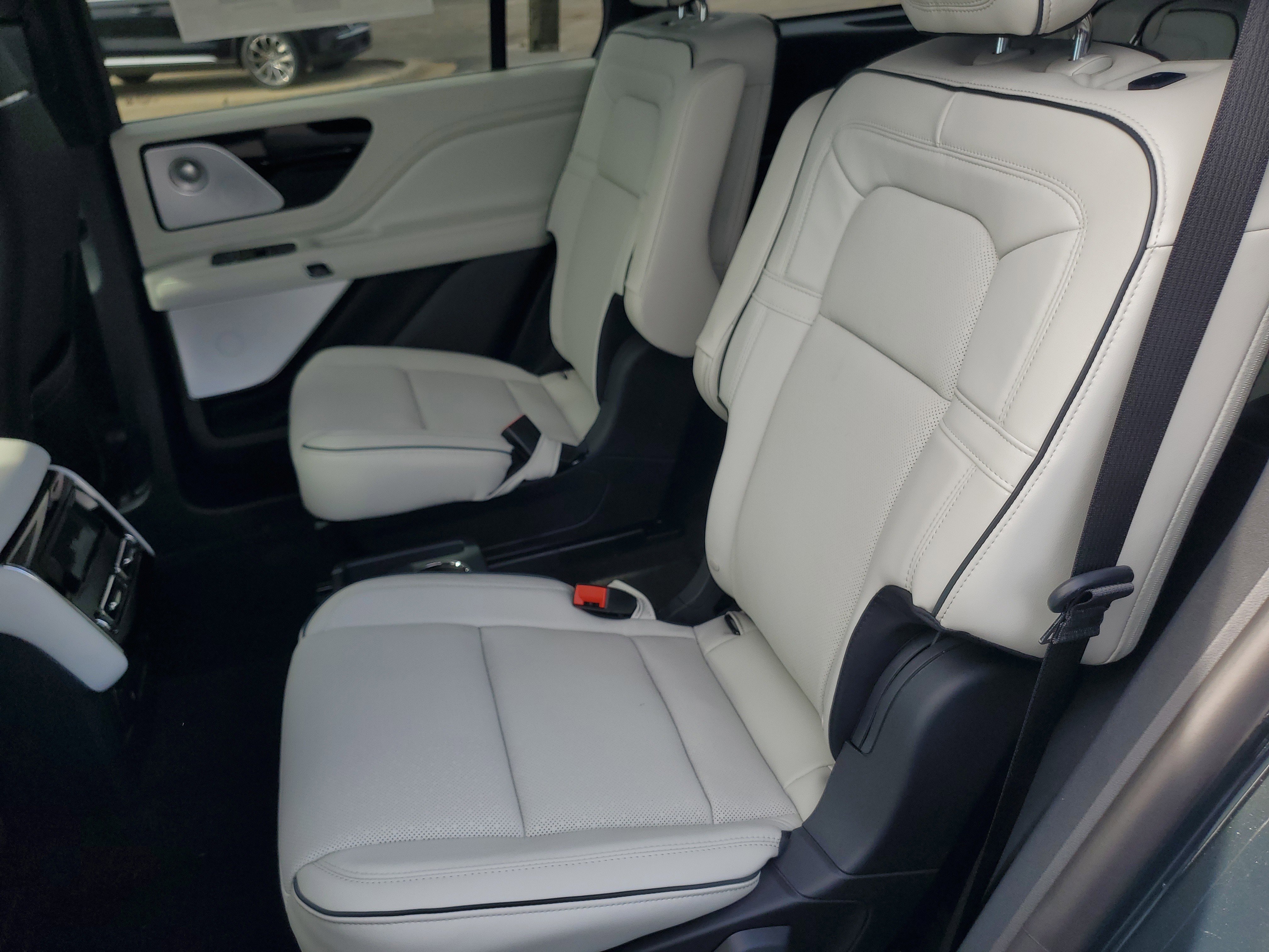 New 2026 Lincoln Aviator Black Label image 26