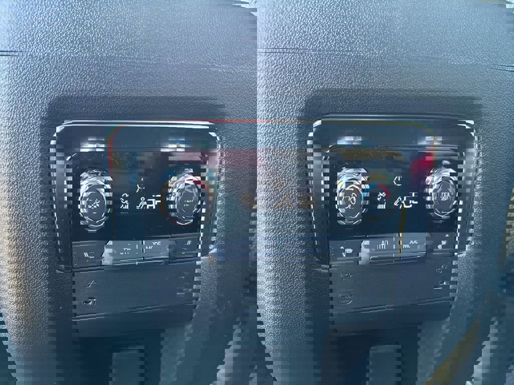 New 2025 GMC Yukon XL Denali w/ Sun & Power Step Package image 52