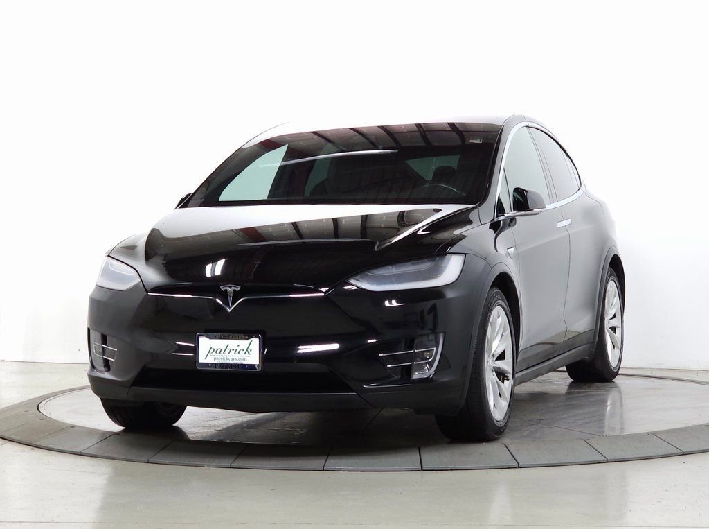 Used 2018 Tesla Model X 75D image 3
