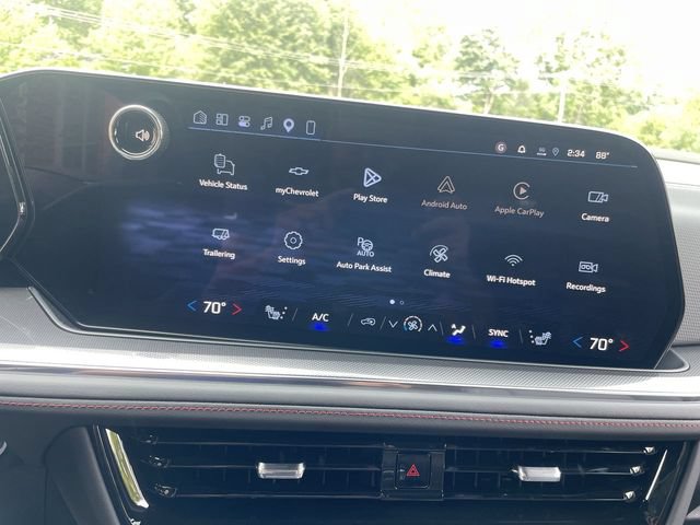 New 2026 Chevrolet Suburban RST w/ RST Capability Package AWD/4WD image 16