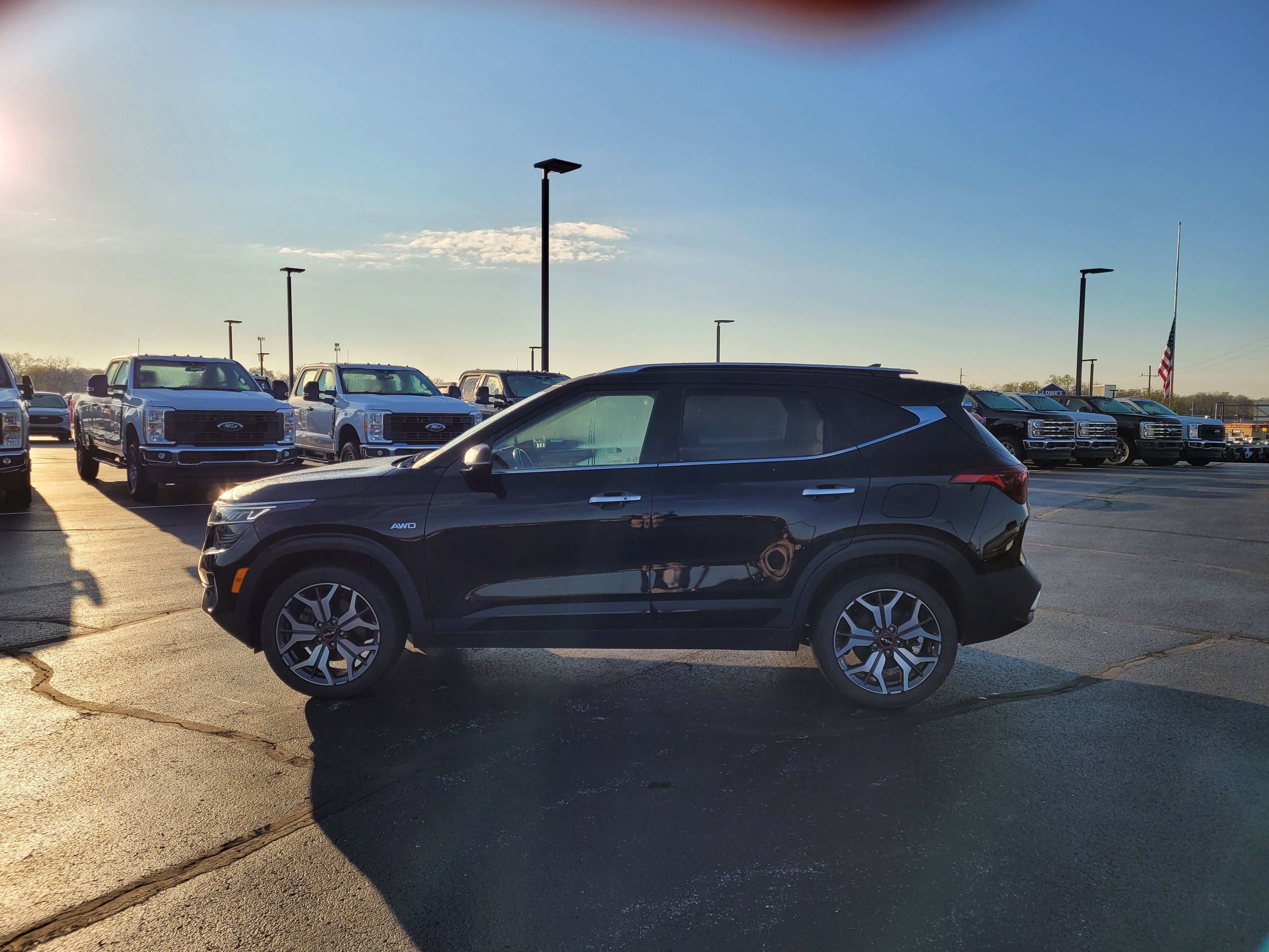 Used 2022 Kia Seltos SX w/ Sunroof Package image 7