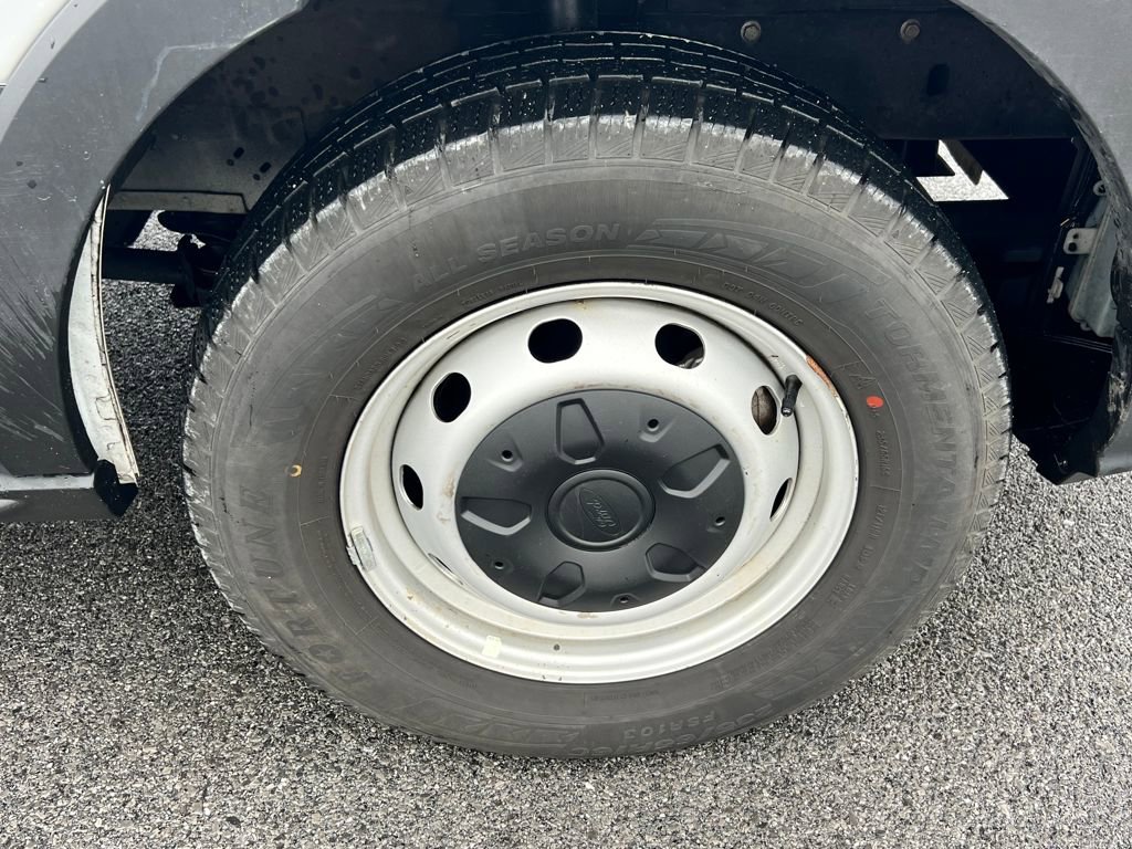 Used 2023 Ford Transit 250 Medium Roof image 13