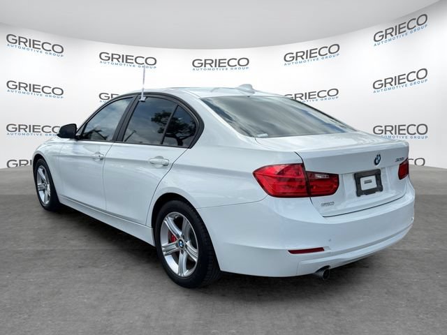 Used 2015 BMW 320i Sedan RWD image 5