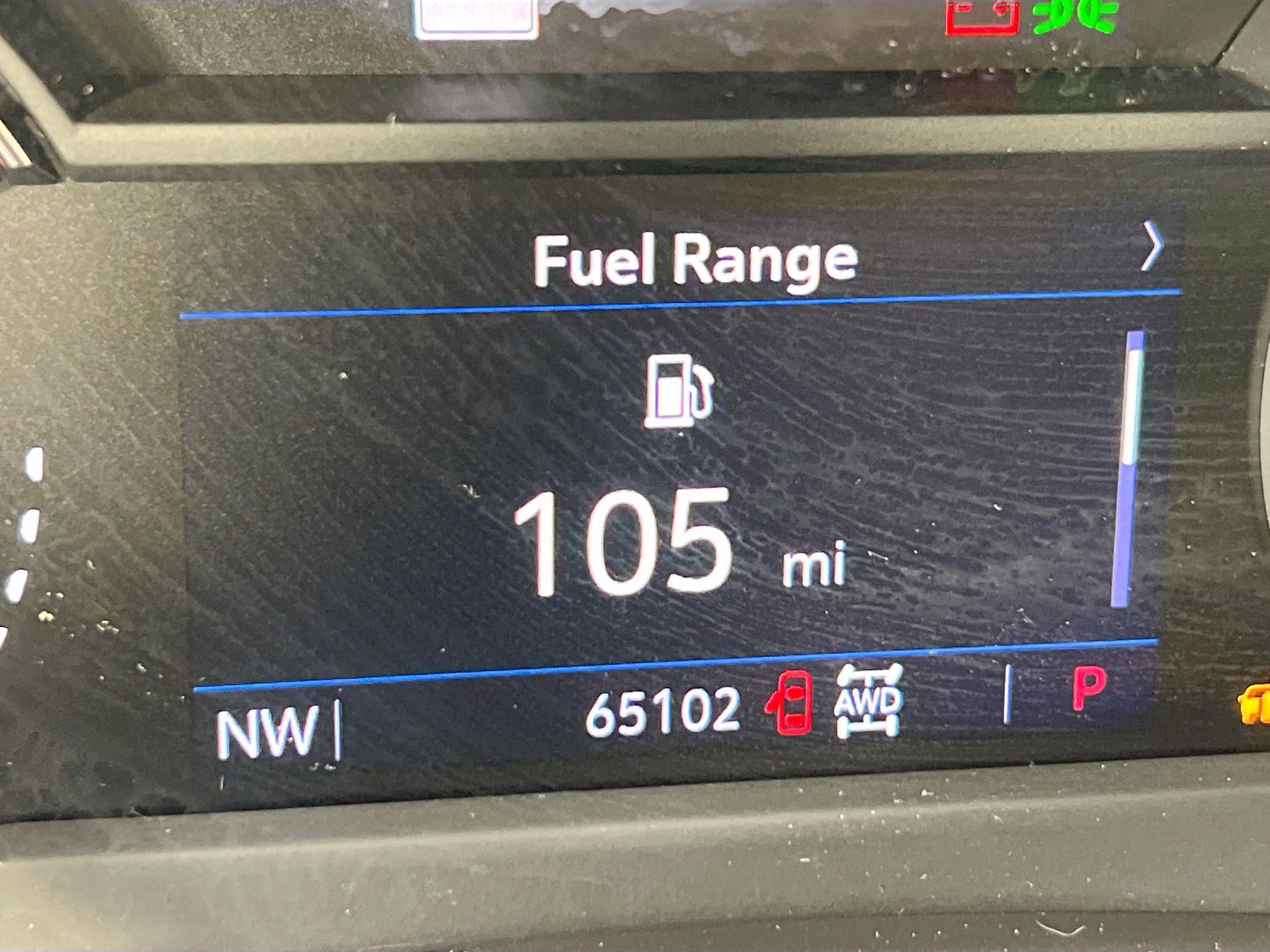 Used 2019 Cadillac XT4 Luxury w/ Cold Weather Package AWD/4WD image 12