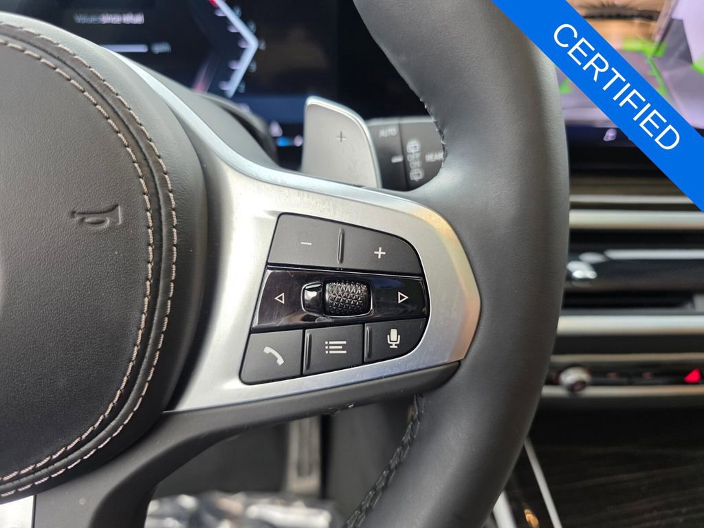 Used 2024 BMW X7 xDrive40i w/ M Sport Package image 21