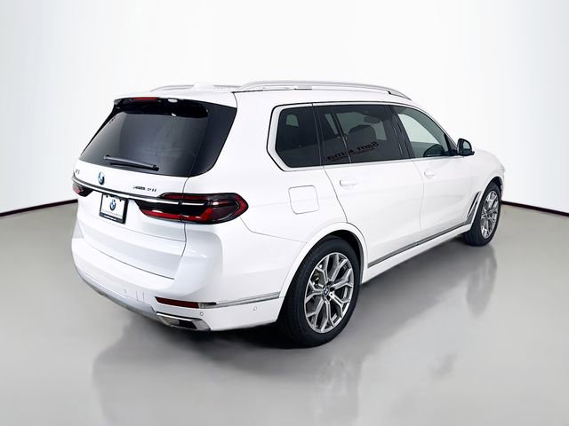 Used 2024 BMW X7 xDrive40i w/ Parking Assistance Package image 7