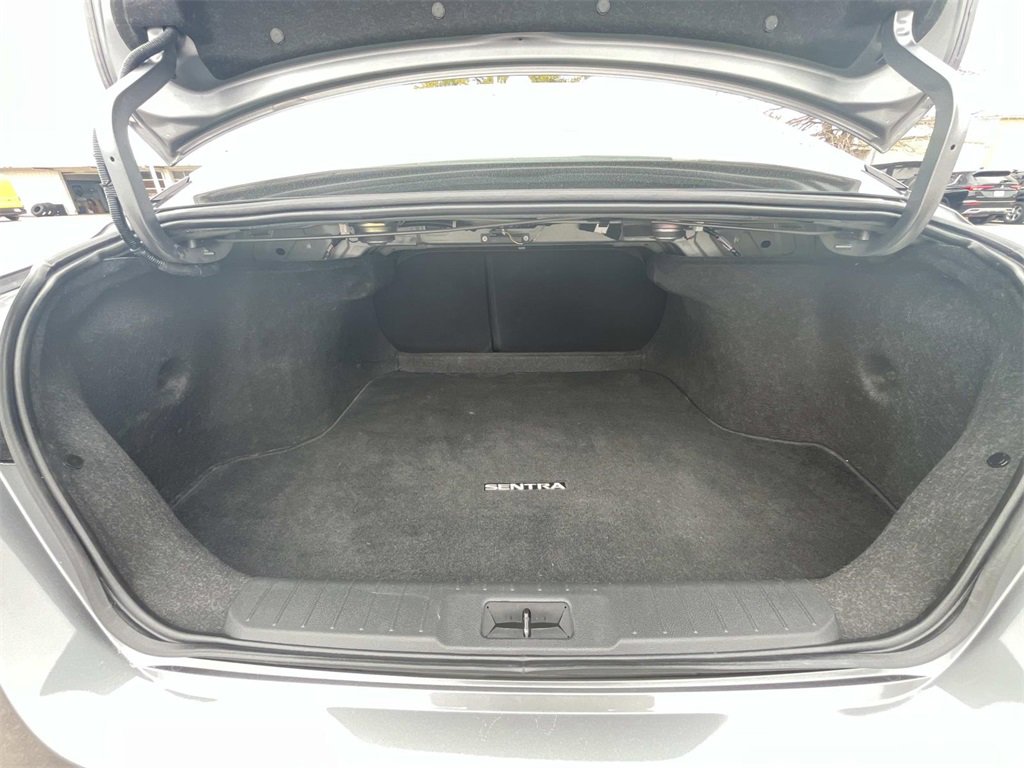 Used 2024 Nissan Sentra SV image 14