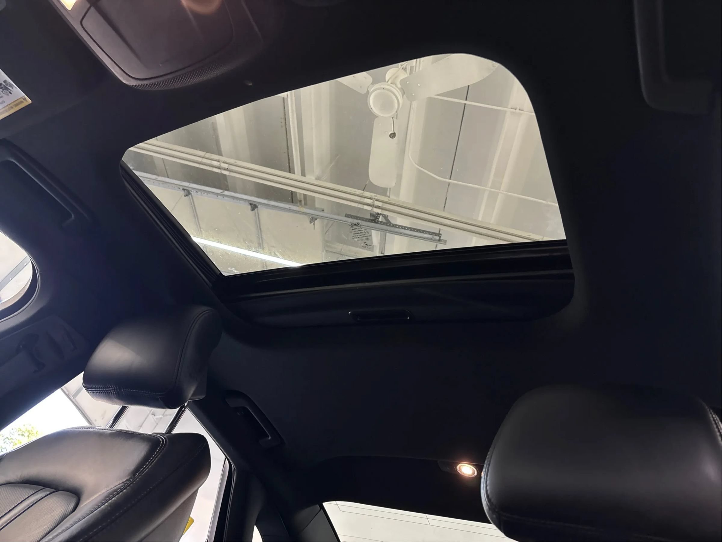 Used 2018 Lincoln MKZ Reserve w/ Technology Package AWD/4WD image 26